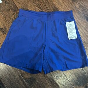 NWT Lululemon vented men’s tennis shorts